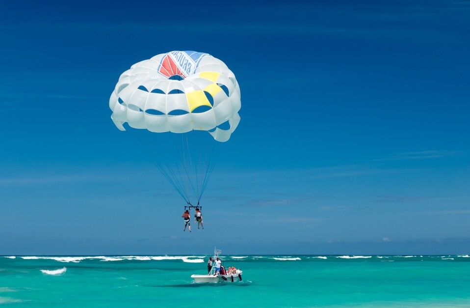parasailing in key west